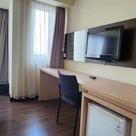 Apartemen Solo Paragon By Cariapartemen-Id Bonorejo Εξωτερικό φωτογραφία